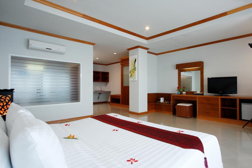 Blue Beach Club & Resort Patong Værelse billede