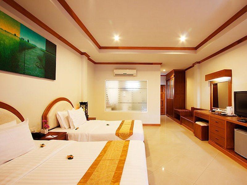Blue Beach Club & Resort Patong Eksteriør billede